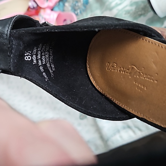 Black Suede Sandals sz 8.5 - Picture 6 of 6